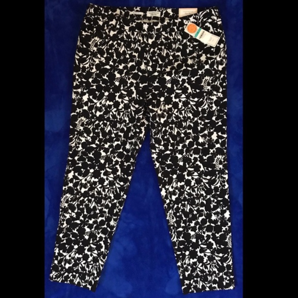 NWT Charter Club Classic Fit Slim Leg Ankle pants